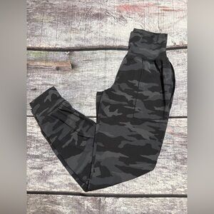 Athleta Salutation Black Camo Joggers